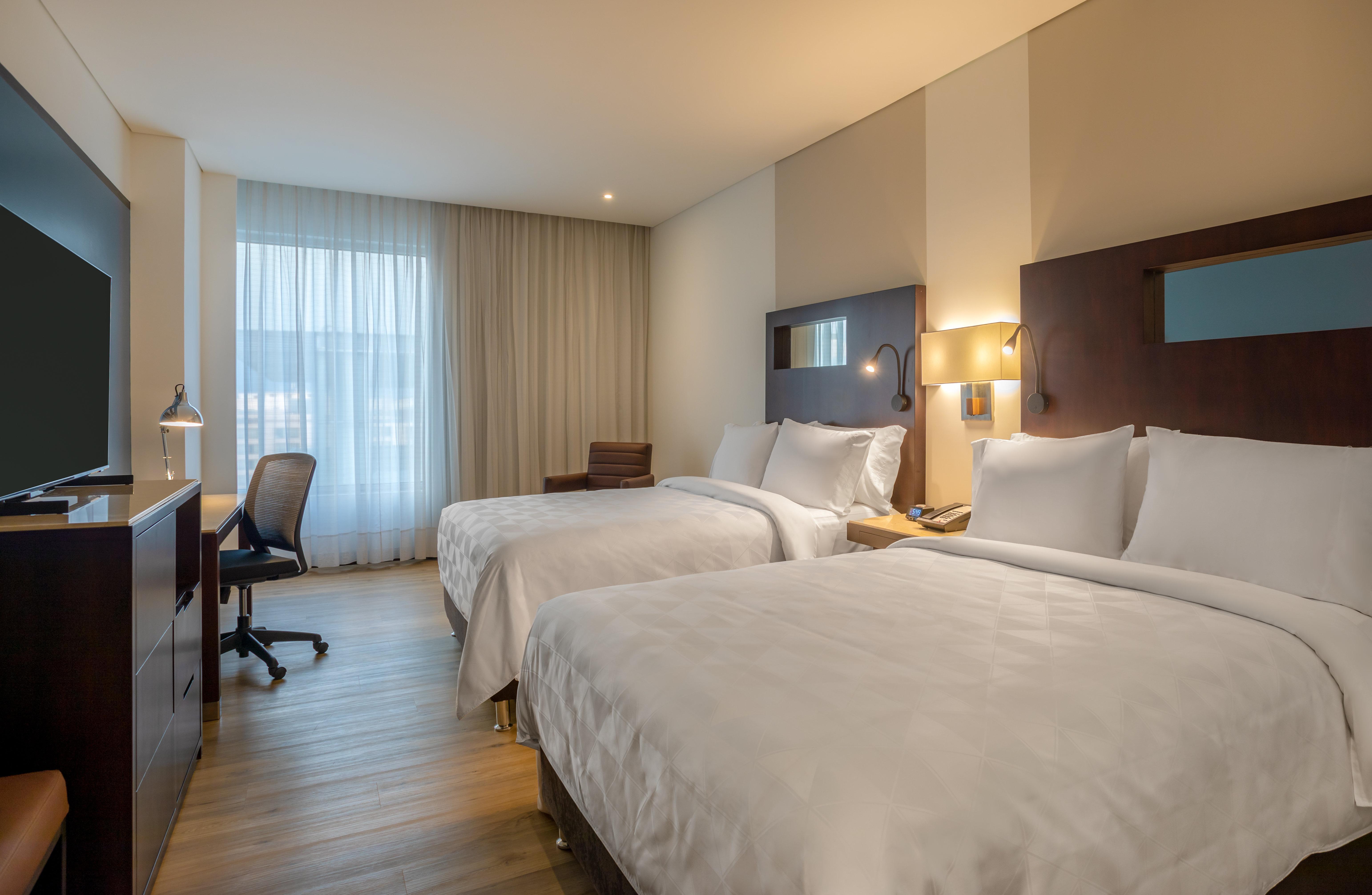 Holiday Inn Bogota Airport, An Ihg Hotel Экстерьер фото