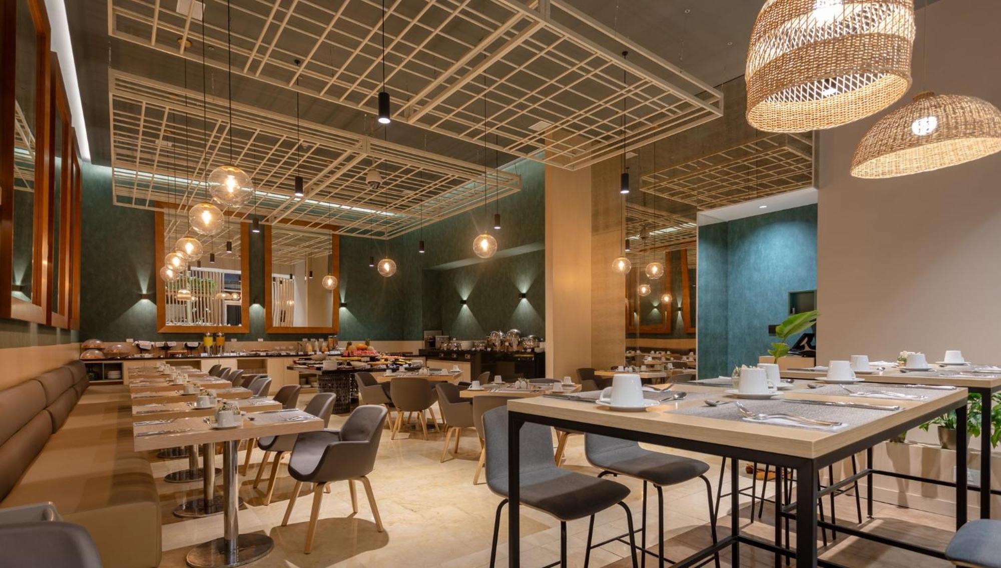 Holiday Inn Bogota Airport By Ihg Экстерьер фото